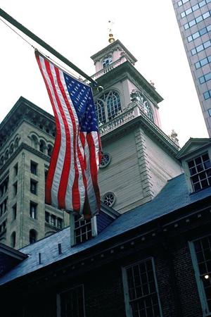 山口県下関市のビジネスホテル「東横INN下関海峡ゆめタワー前」の完全ガイド